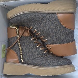 Michael Kors Aniya Boot Brown Lace-Up Boots  Sz 7.5